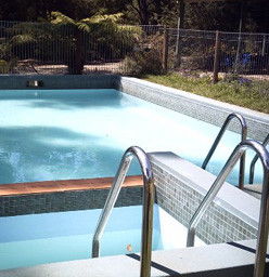 Sanctuary House Resort Motel - Healesville - Accommodation Burleigh 0
