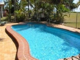Kinka Palms Beach Front Apartments/Motel - Accommodation Burleigh 0