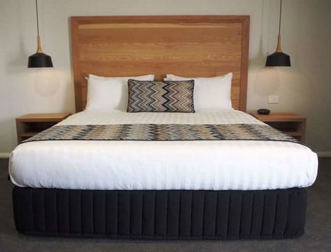 Euston Motel - Accommodation Burleigh 0