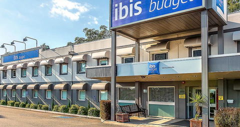 Ibis Budget Wentworthville - Accommodation Burleigh 0