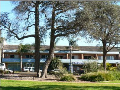 Huskisson Beach Motel - Accommodation Burleigh 0
