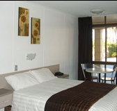 The Edge Hotel - Accommodation Burleigh
