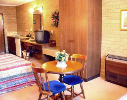 Goldtera Motor Inn - Accommodation Burleigh 3