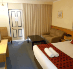 The Commodore Regent - Accommodation Burleigh