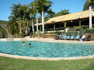 Advancetown QLD Accommodation Burleigh