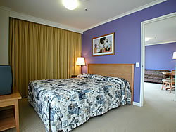 Waldorf Apartments Hotel Canberra - Accommodation Burleigh 2
