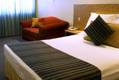 The Novocastrian - Accommodation Burleigh 1
