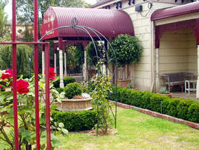 Bed And Breakfast At Stephanie's - Accommodation Burleigh 1
