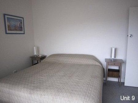 Seavista Holiday Units - Accommodation Burleigh 2