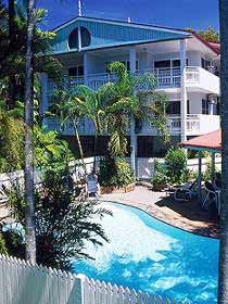 Latitude 16 Garrick House - Accommodation Burleigh 0