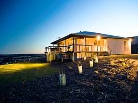 Captain's Rest - Accommodation Burleigh 0