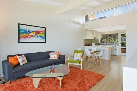 Panoramic Townhouses By Lisa - Accommodation Burleigh 5