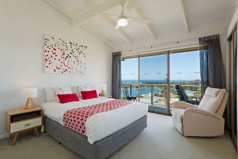 Panoramic Townhouses By Lisa - Accommodation Burleigh 6