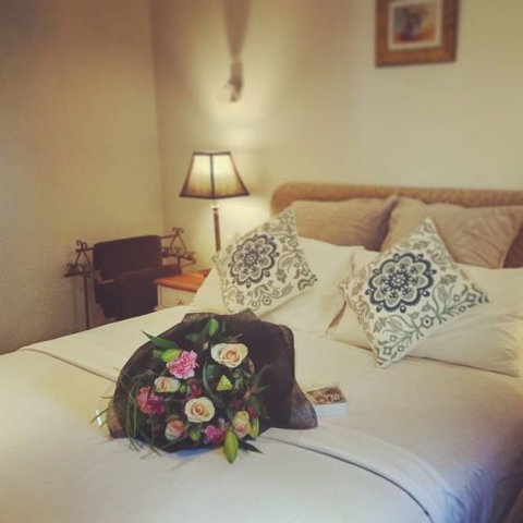 Springs Creek - Accommodation Burleigh 0