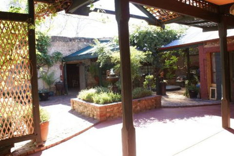 Eagle Foundry B & B - Accommodation Burleigh 5