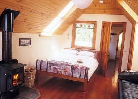 Bergamo Studio - Accommodation Burleigh 0