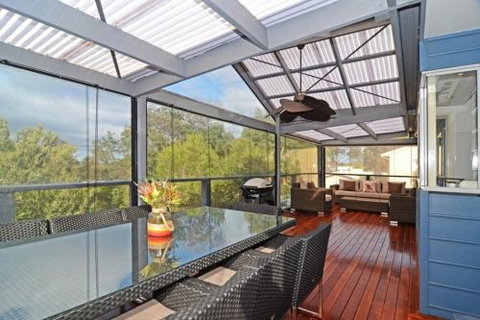 Barrakee Beach House - Accommodation Burleigh 9