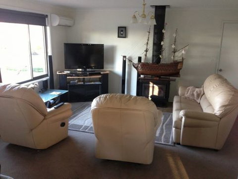 Eaglehawk Neck Beach House - Accommodation Burleigh 5