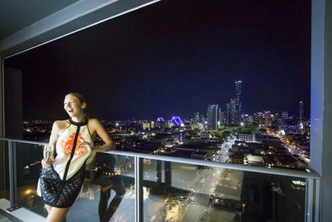 M & A Apartments - Accommodation Burleigh 3