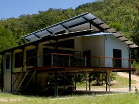 Creek Valley Rainforest Retreat - Accommodation Burleigh 0