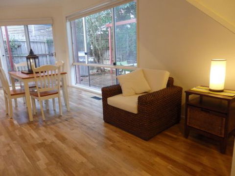 CENTREPOINT UNITS - HEIDELBERG - Accommodation Burleigh 5