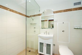 Newcastle East NSW Accommodation Burleigh