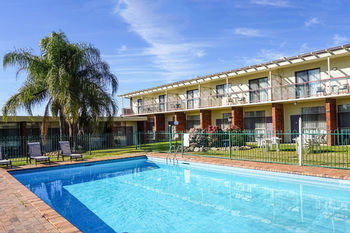 Econo Lodge Tamworth - Accommodation Burleigh 12