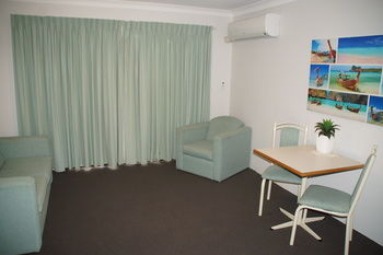 Econo Lodge Tamworth - Accommodation Burleigh 25