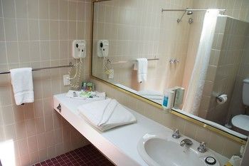 Econo Lodge Tamworth - Accommodation Burleigh 45