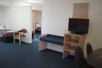 Econo Lodge Tamworth - Accommodation Burleigh 54