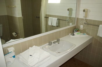 Econo Lodge Tamworth - Accommodation Burleigh 76
