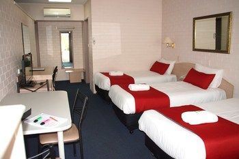 Econo Lodge Tamworth - Accommodation Burleigh 82