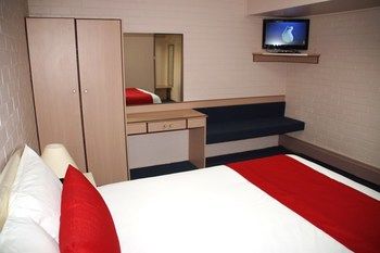 Econo Lodge Tamworth - Accommodation Burleigh 85