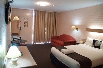 Econo Lodge Tamworth - Accommodation Burleigh 89