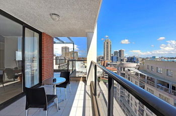 APX Darling Harbour - Accommodation Burleigh 12