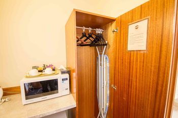 Bell Motel - Accommodation Burleigh 23