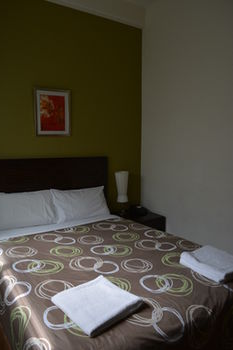 YTI Garden Hotel - Accommodation Burleigh 4