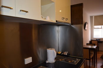 YTI Garden Hotel - Accommodation Burleigh 8
