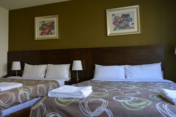 YTI Garden Hotel - Accommodation Burleigh 12