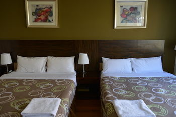 YTI Garden Hotel - Accommodation Burleigh 14