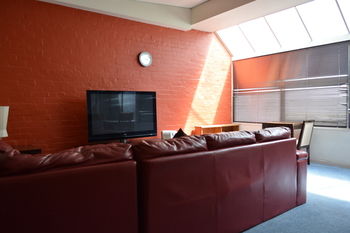 YTI Garden Hotel - Accommodation Burleigh 29