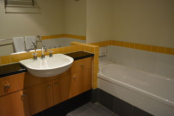 YTI Garden Hotel - Accommodation Burleigh 30