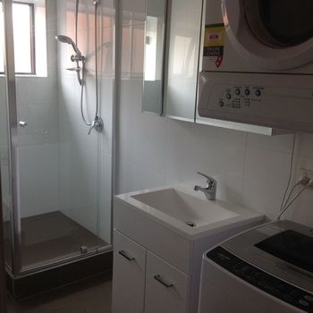 Parkville Place - Accommodation Burleigh 6