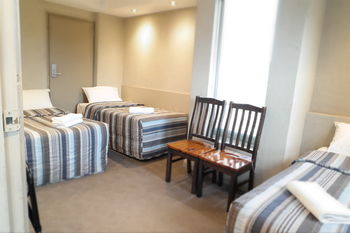 Parkville Place - Accommodation Burleigh 11