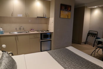 Parkville Place - Accommodation Burleigh 25