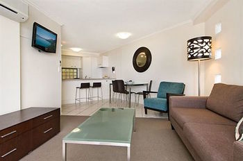 ULTIQA Shearwater Resort - Accommodation Burleigh 30