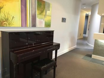 Checkers Resort & Conference Centre - Accommodation Burleigh 29