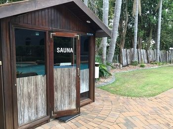Checkers Resort & Conference Centre - Accommodation Burleigh 31