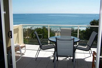 84 The Spit - Accommodation Burleigh 35