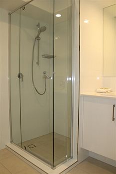 84 The Spit - Accommodation Burleigh 39